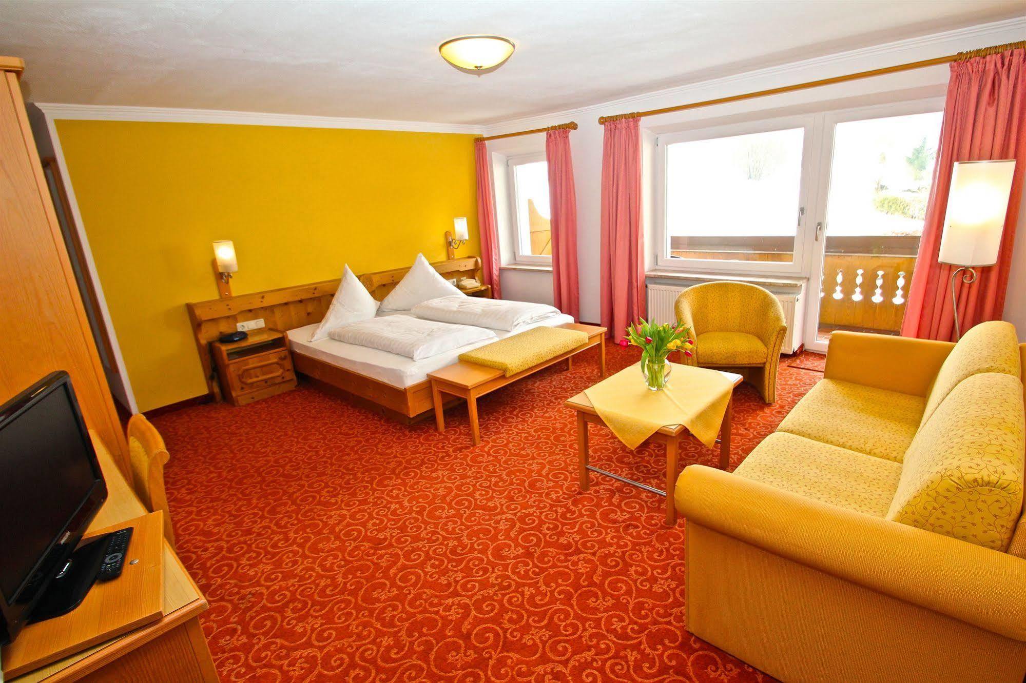 Alpenhotel Weiherbach Berchtesgaden Hallenbad Und Sauna Экстерьер фото