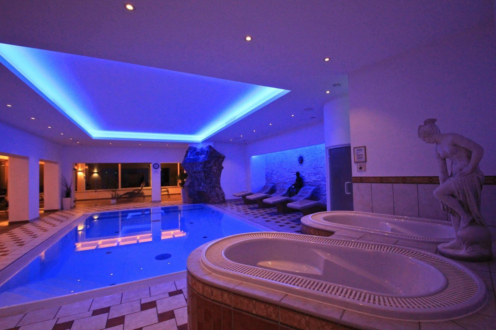 Alpenhotel Weiherbach Berchtesgaden Hallenbad Und Sauna Экстерьер фото