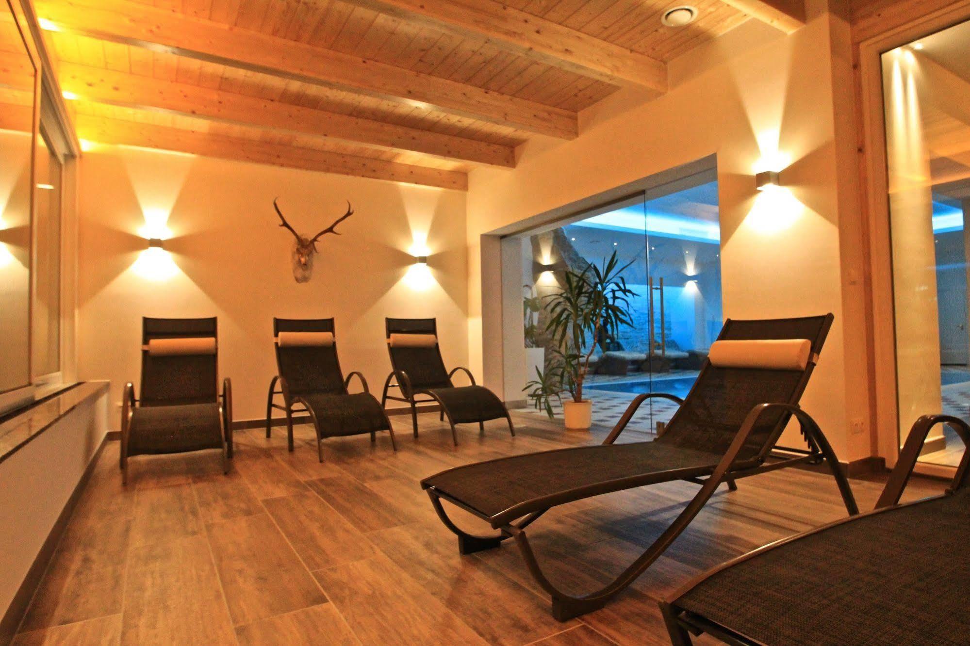 Alpenhotel Weiherbach Berchtesgaden Hallenbad Und Sauna Экстерьер фото