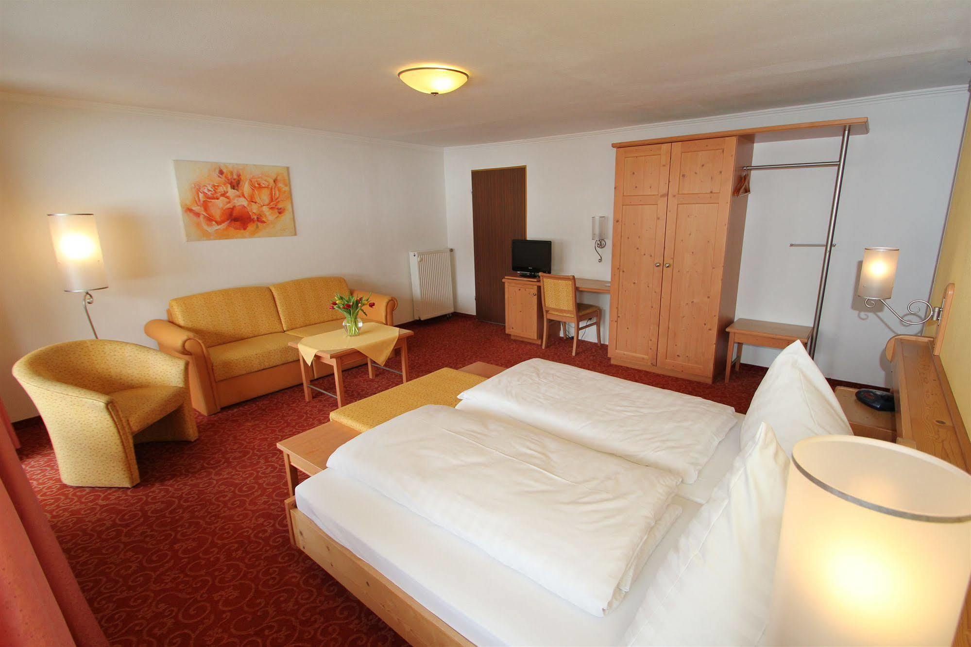 Alpenhotel Weiherbach Berchtesgaden Hallenbad Und Sauna Экстерьер фото